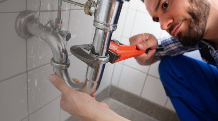 Professional bathroom faucet installation in Kenner, LA